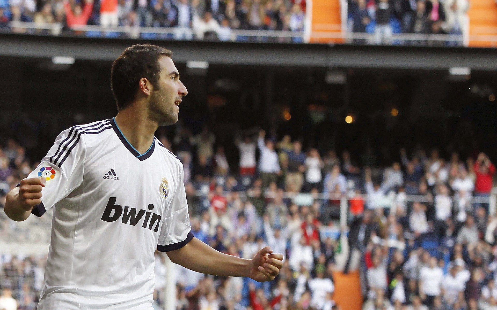 CNN：墨西哥足球让世界看到“寒地热情”，墨西哥踢足球